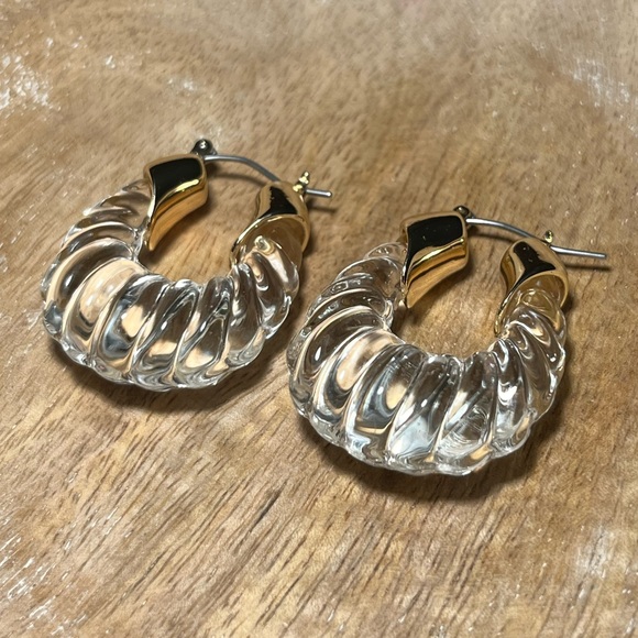 Christian Siriano Glass Gold Tone Drop Earrings - Picture 8 of 16